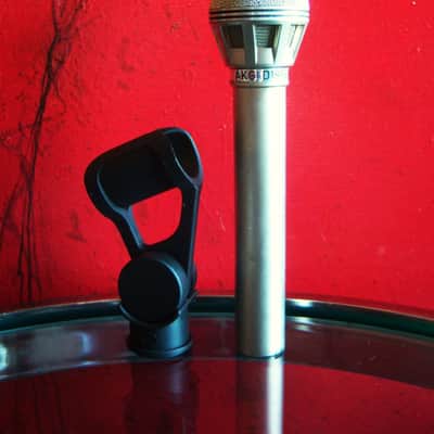 Vintage 1970's AKG D190E dynamic cardioid microphone w mic clip & pouch Low Z 200 OHMS D1000E # 3 image 11