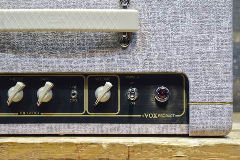 Vox AC4HW1 Hand-Wired 4-Watt 1x12" Guitar Combo image 4