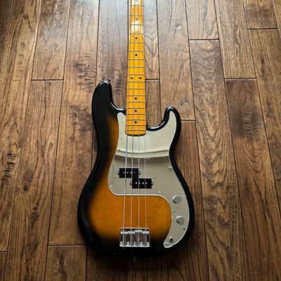 1999 Fender PB-62 Precision Electric Bass 1962 Reissue Sunburst Mirror Guard MIJ Japan image 2