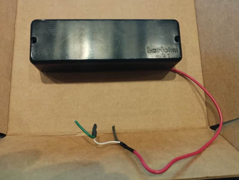 Bartolini MK1 5-String Bass Pickup Set + MK1 Preamp - Black image 1