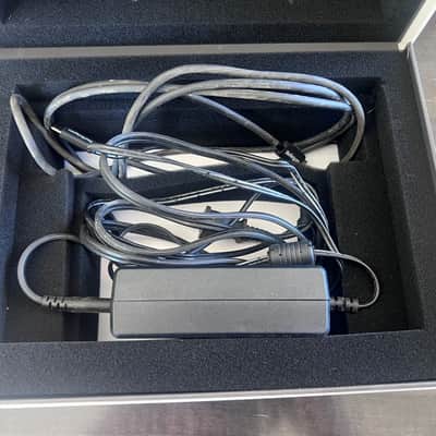 Universal Audio Apollo x4 QUAD Thunderbolt 3 Audio Interface 2019 - Present - Gray image 4