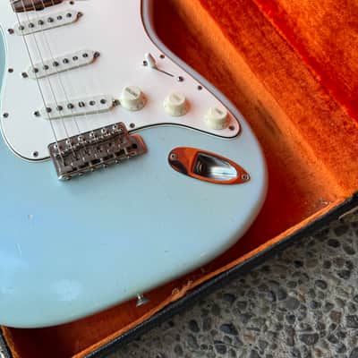 1966 Fender Stratocaster - Sonic Blue image 9