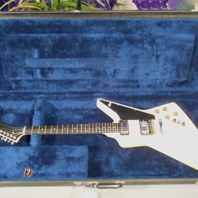 Gibson Explorer Custom Shop "Roland Ready" Vintage 1985 Very RARE! image 7