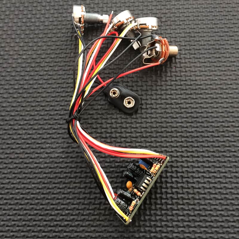 Retrovibe Stinger '77 Classic MM Stingray Bass EQ pre-amp 2 band pre-EB circuit image 1