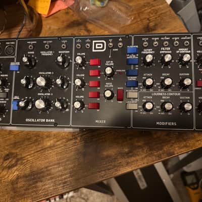Behringer Model D Analog Synthesizer