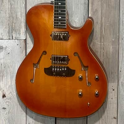 Rare 2002 Bunker BAT 375 Semi Hollow Cutaway Electric Guitar, Amberburst Finish   Pro Setup Includes very Nice Gibson Case ! image 2