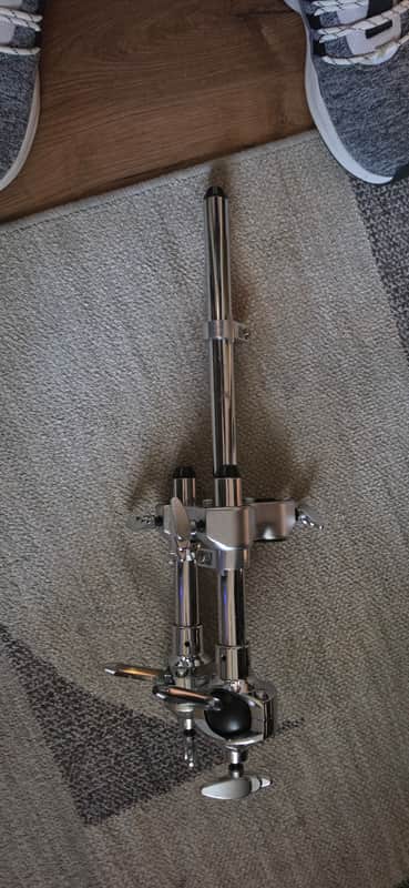 Yamaha TH-945B 3-Hole Receiver Tom Holder with 2x CL-945B Tom Mounts 2010s - Chrome image 1