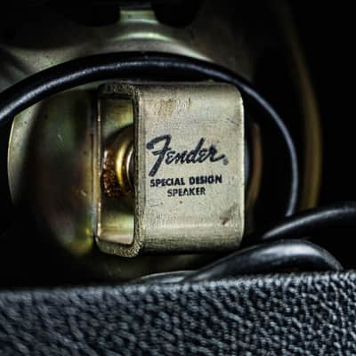 1975 Fender Vibro Champ 6-Watt 1x8? Guitar Combo silverface image 8