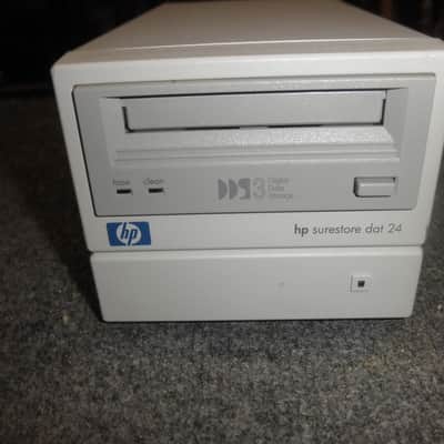 HP Surestore DAT24 External Tape Drive image 2