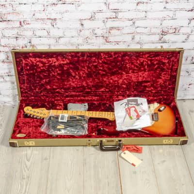 Fender - 2014 American Select Port Oford Cedar Stratocaster Electric Guitar - Sienna Sunburst - w/OHSC - x3893 - USED image 2