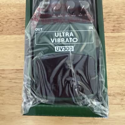 Behringer UV300 image 2
