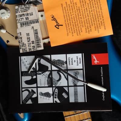 Fender American Standard 2002 Chrome Blue image 9