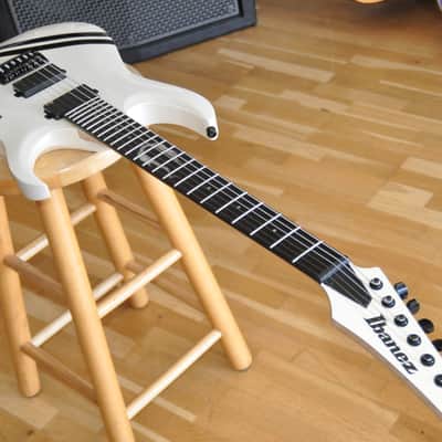 IBANEZ JBBM40 PW Pearl White / JB Brubaker Signature / JBBM40-PW / I251208505 image 3