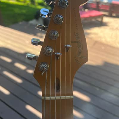 Fender American Standard Stratocaster with Maple Fretboard 1996 - 1997 Vintage White image 4