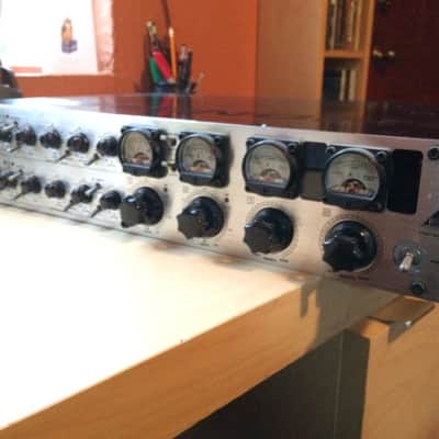 Behringer T1952 Tube Composer