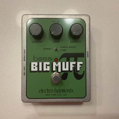 Electro-Harmonix Bass Big Muff Pi Distortion / Sustainer 2008 - Present - Green image 2