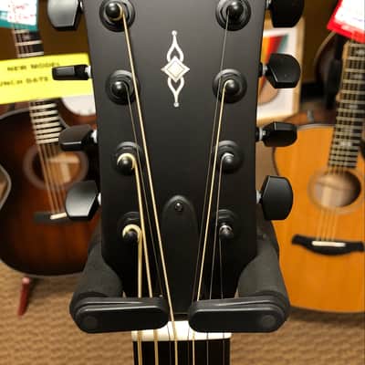 Taylor 324ce Baritone-8 LTD Grand Auditorium, Tropical Mahogany Top, Back & Sides with Hardshell Case image 15