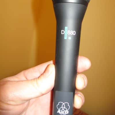 AKG D880 Dynamic Microphone (2 microphones) image 2
