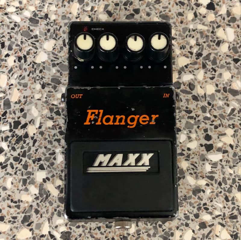 Maxx Flanger - Black image 1