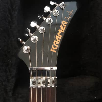 Kramer Floyd Rose Signature Model 1985 Trans Red image 3