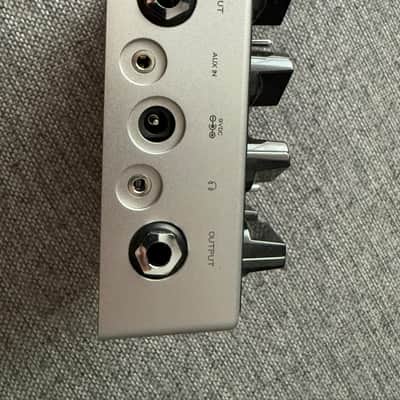 Darkglass Electronics Microtubes B7K Ultra V2 Bass Preamp 2019 - Present - Black image 4