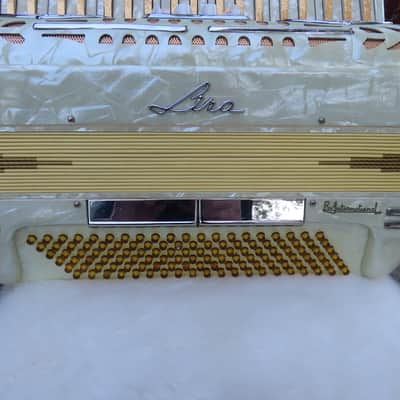 LIRA INTERNATIONAL MODEL 20 CENTRAMATIC 1959 3/4 120 BASS ACCORDION  GOLD SPARKLE MOTHER of WHITE PEARL IMMACULATE! image 6