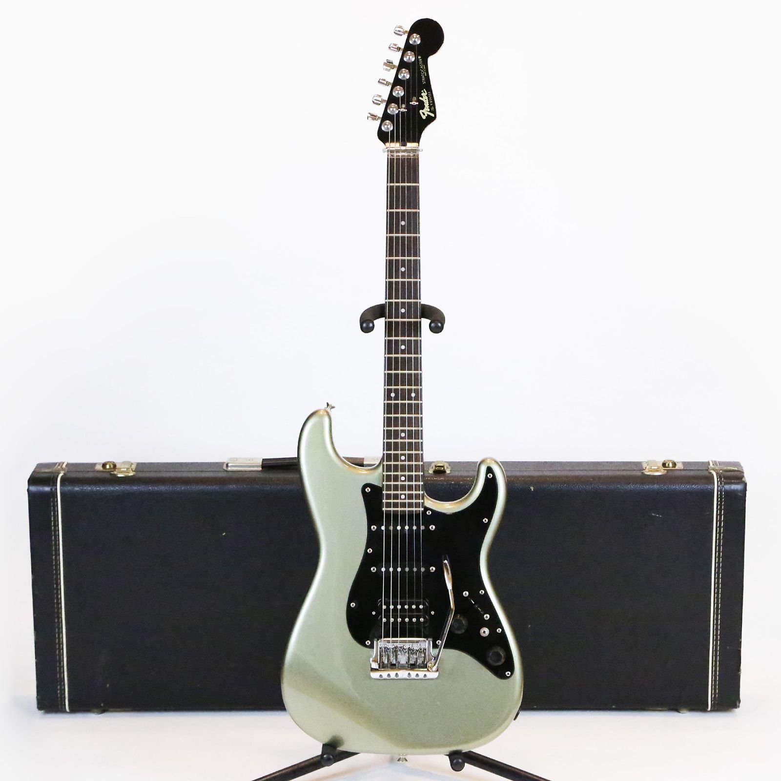 Fender Contemporary Series Stratocaster Deluxe HSS 1985 - 1987