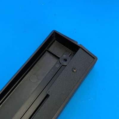 KORG LP-10 Vintage Electronic Piano Part: Black Plastic End Cap Panel [LEFT] Bild 5