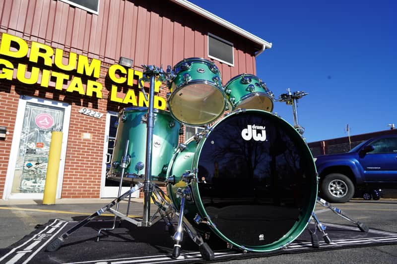 DW USA Collectors Series - Mint Metallic Lacquer Custom - 4pc