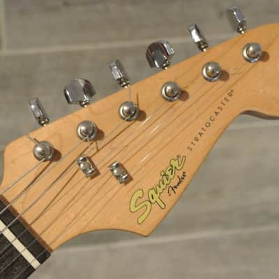 Squier Stratocaster MIDI Controller Jam Band Guitar with MIDI Cable image 10