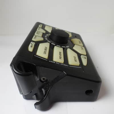 TC Helicon Perform V Vocal Effects Pedal Mic Stand Mountable Reverb Echo image 5