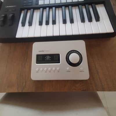 Universal Audio Apollo Solo USB 3.0 Audio Interface 2020 - Present - Light Grey image 2