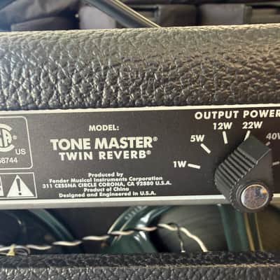 Fender Tone Master Twin Reverb 2-Channel 85-Watt 2x12" Digital Guitar Combo 2019 - Present - Black image 11