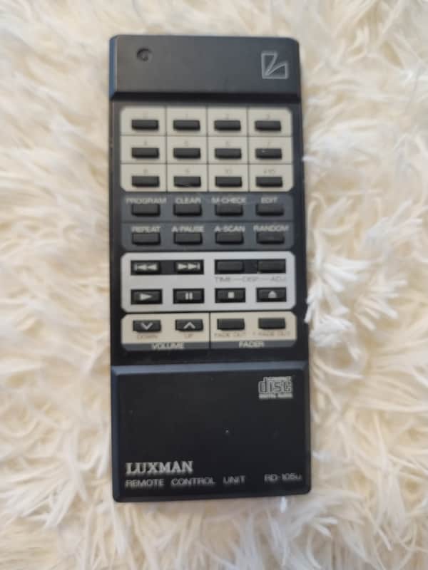 Luxman Rd 105u
