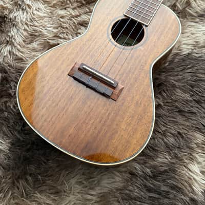 Kala KA-KCG Hawaiian Koa Series Concert Ukulele - Gloss Natural image 2