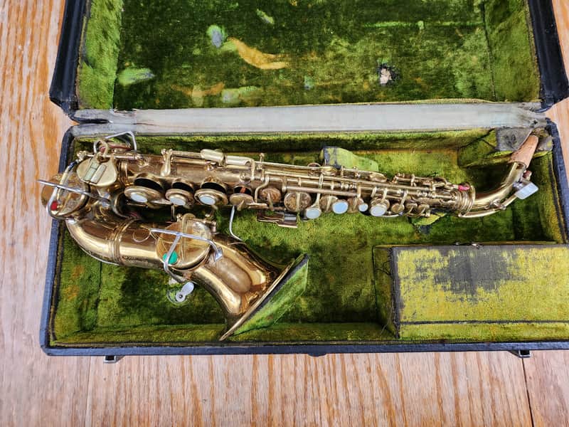 Conn EARLY 1920'S CURVED SOPRANO SAXOPHONE image 1