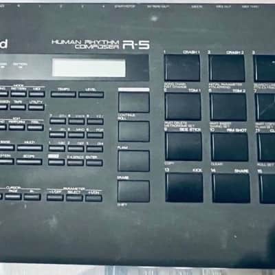 Roland R-5 Human Rhythm Composer Drumcomputer Synthesizer Sequencer Midi