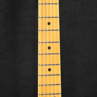 Mint Fender American Ultra II Stratocaster Avalanche Maple Fingerboard image 4