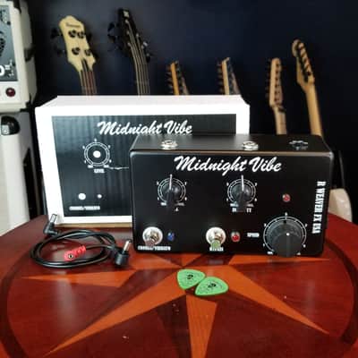 R Weaver FX Midnight Vibe 2020 Black | Reverb