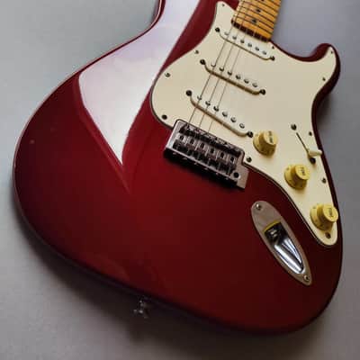 Fender MIM Stratocaster with Maple Fretboard 1996 - 2000 - Candy Apple Red image 4