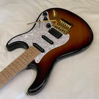 Carvin Bolt HSS Floyd Rose - Custom Shop Strat Killer - Made in USA - Sunburst - Free Pro Setup image 6