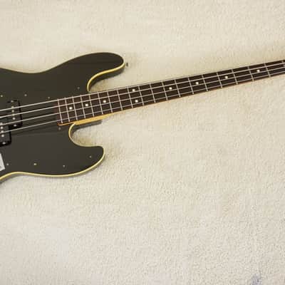 2006-08 Fender Japan AJB-66 Aerodyne Jazz Bass Black Matching Headstock image 2