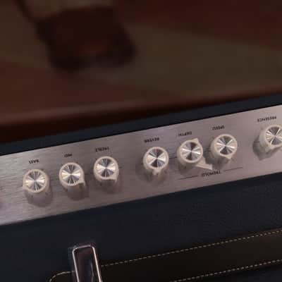Harmony H620 Tube-Driven 20W 1x12" Jensen Speaker Tube Combo Guitar Amplifier image 13