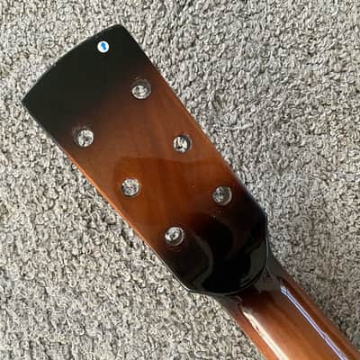 Sunburst Dobro Resonator Guitar, Plywood and Mahogany Body, Maple Neck and Rosewood Fingerboard image 9