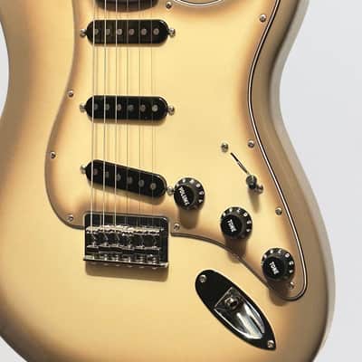 Fender 70th Anniversary Vintera II Antigua Stratocaster Electric Guitar 2024 - Antigua image 7