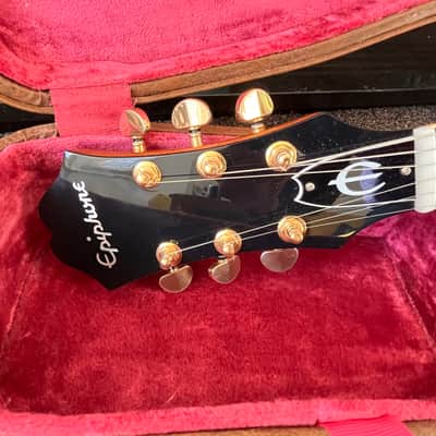 Epiphone USA Collection Revolution  John Lennon Signature 1965 Casino Left handed super rare image 7