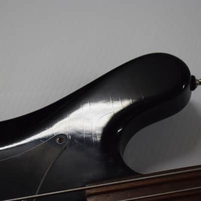 Guild B-301F Fretless Bass 1977 - Black image 15