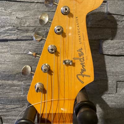 Fender Vintera '60s Stratocaster 3TSB image 6