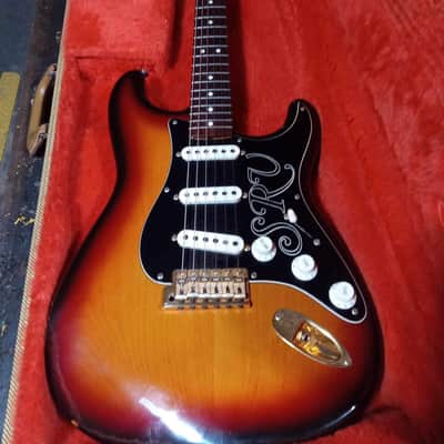 1992 SRV Fender Stratocaster with Pau Ferro Fretboard. image 5