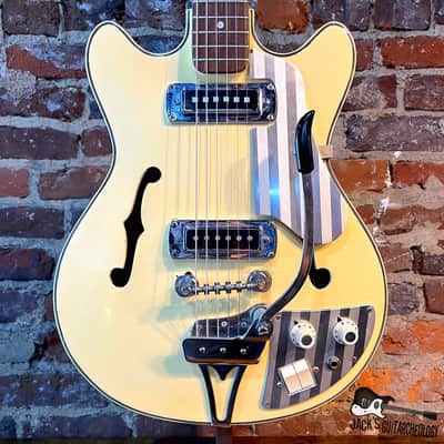 Teisco EP-9T Electric Guitar (1960s - White) image 1